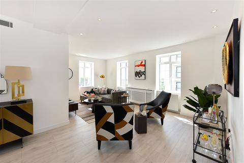 5 bedroom flat for sale, Penthouse, George Street, London W1H