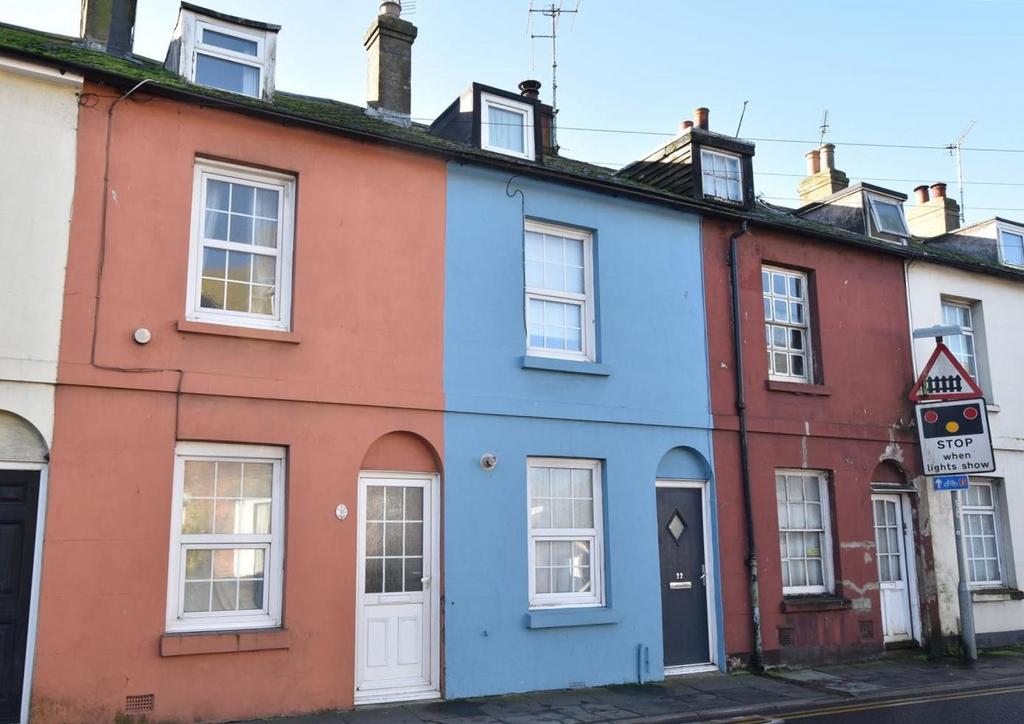 Ferry Road, Rye 2 bed terraced house for sale £275,000