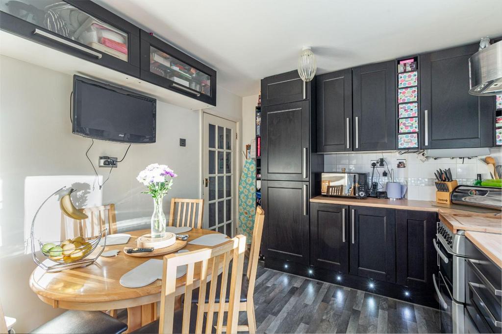 Kitchen-2.jpg