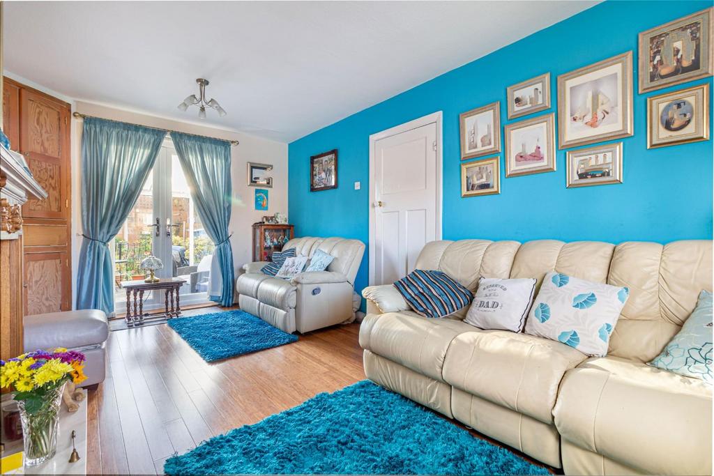 Living-Room-3.jpg