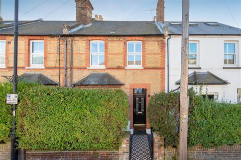 124 Arthur Road, Windsor, SL4 1RY