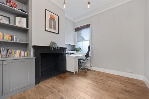 124 Arthur Road, Windsor, SL4 1RY