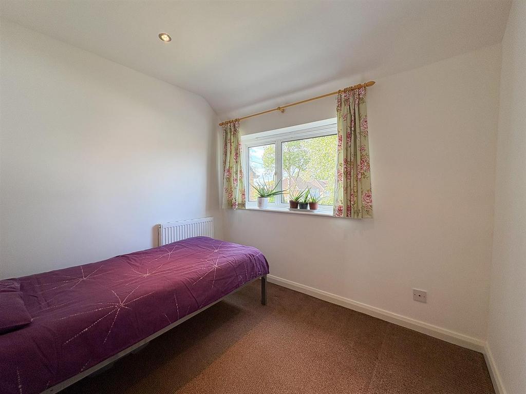 Bedroom 3.jpg