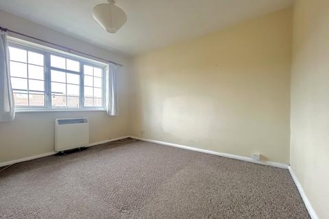 1 bedroom maisonette for sale, Bartlett Road, Westerham, Kent, TN16