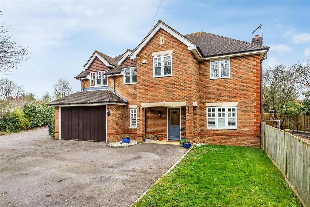 WOOD LANE, ASHTEAD KT21 5 bed detached house £1,200,000