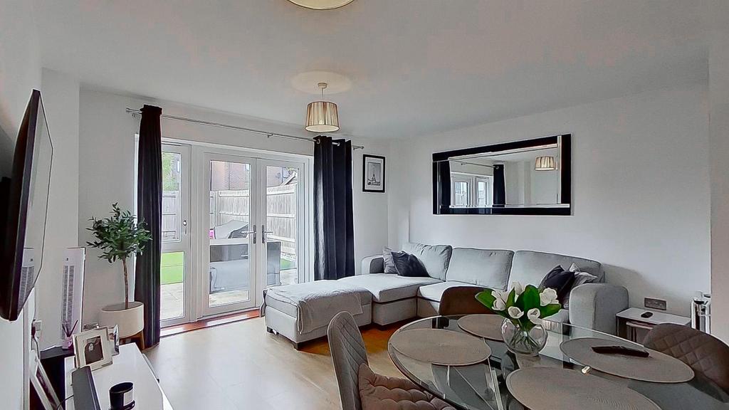 Es1v5 Kb SQUm DX1 O2 OGm PAQ.jpg