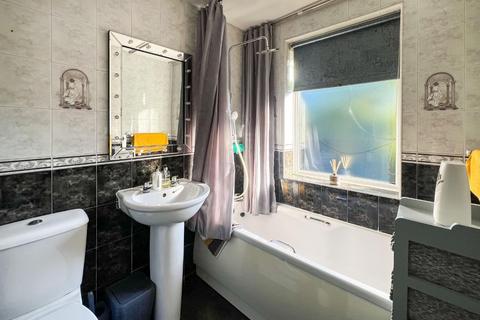363 Bell Green Road, Coventry, CV6 7HD