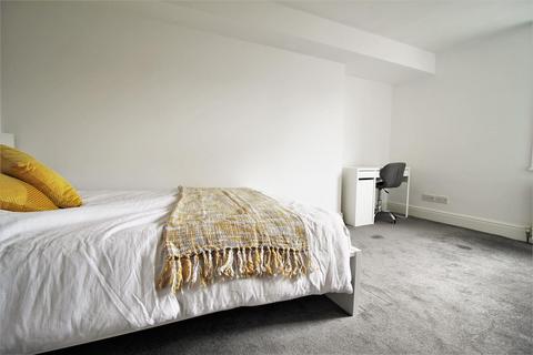 8 bedroom terraced house to rent, Osborne Road, Jesmond