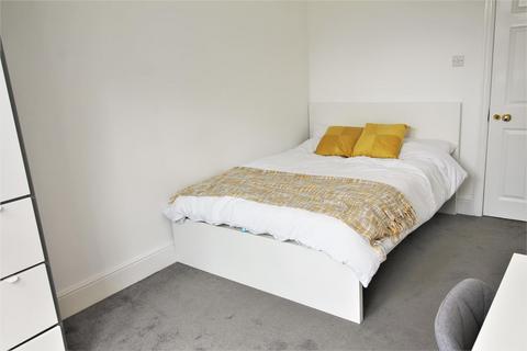8 bedroom terraced house to rent, Osborne Road, Jesmond