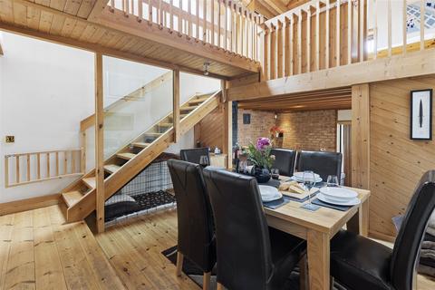 3 bedroom barn conversion for sale - Knick Knack Lane, Brixham