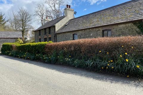 4 bedroom property with land for sale, Gorsgoch, Llanybydder, SA40