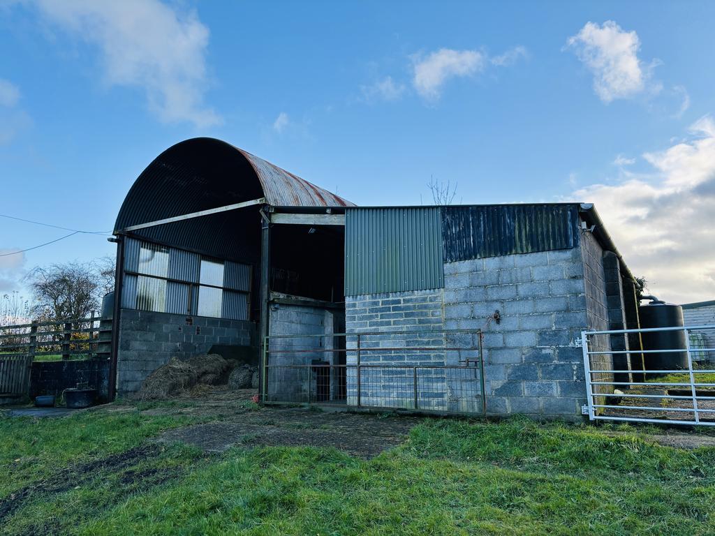 Dutch barn