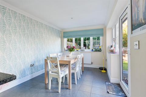 3 Osprey Drive, Epsom, KT18 5DY