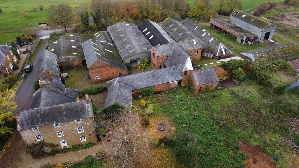 Halstead House Farm