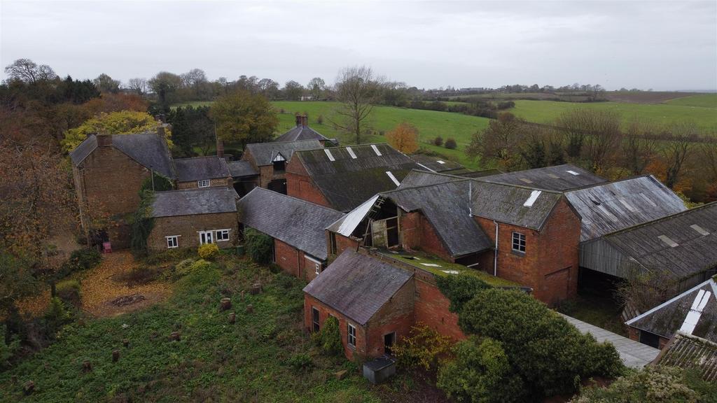 Halstead House Farm