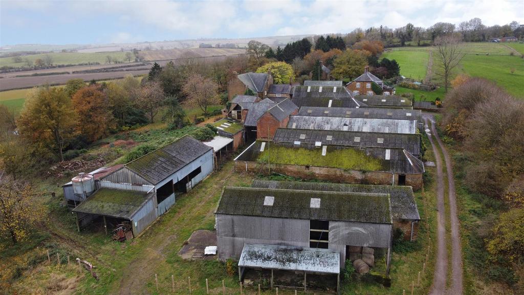 Halstead House Farm