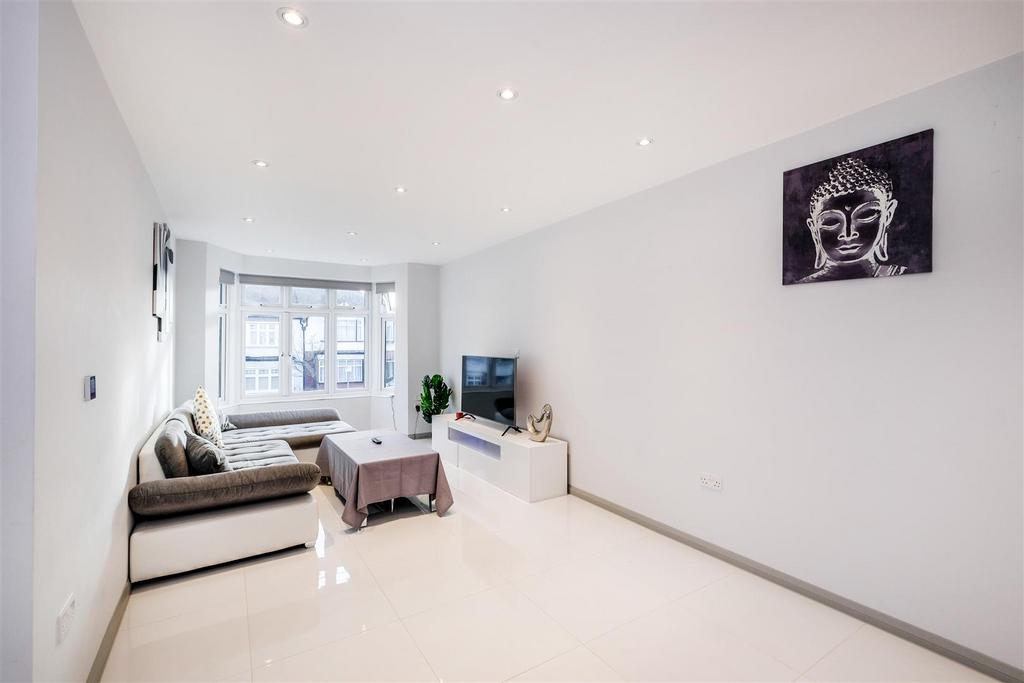 4 Glebelands Avenue-6.jpg