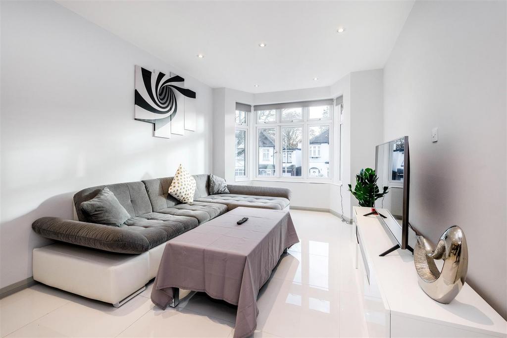 4 Glebelands Avenue-9.jpg