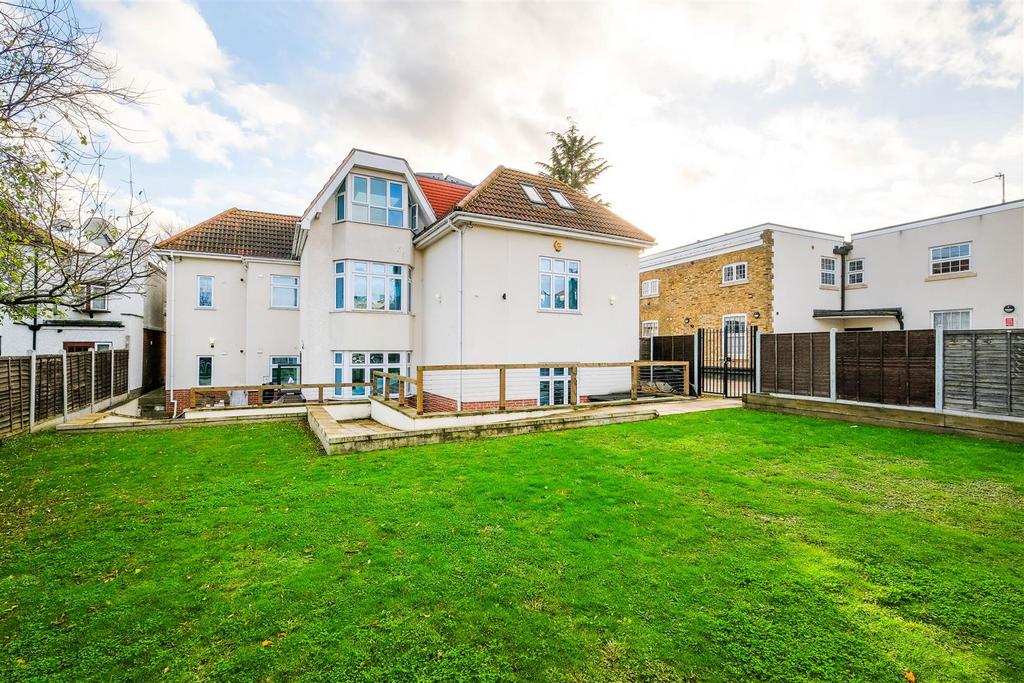 4 Glebelands Avenue-22.jpg