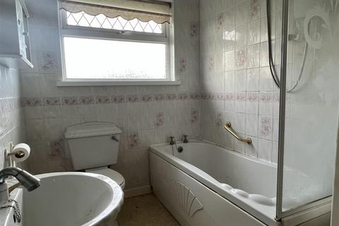 40 Haddon Way, Carlyon Bay, St Austell, PL25 3QG