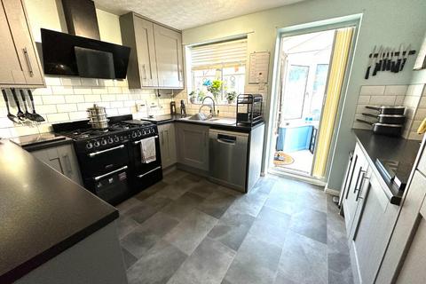 6 Bentley Close, Northampton, NN3 5JS