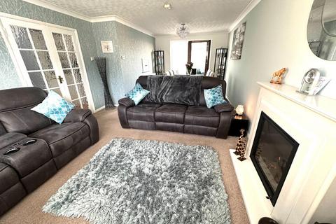 6 Bentley Close, Northampton, NN3 5JS