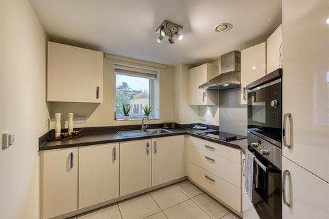 2 bedroom retirement property for sale, 55 Thorneycroft, Wood Road, Tettenhall