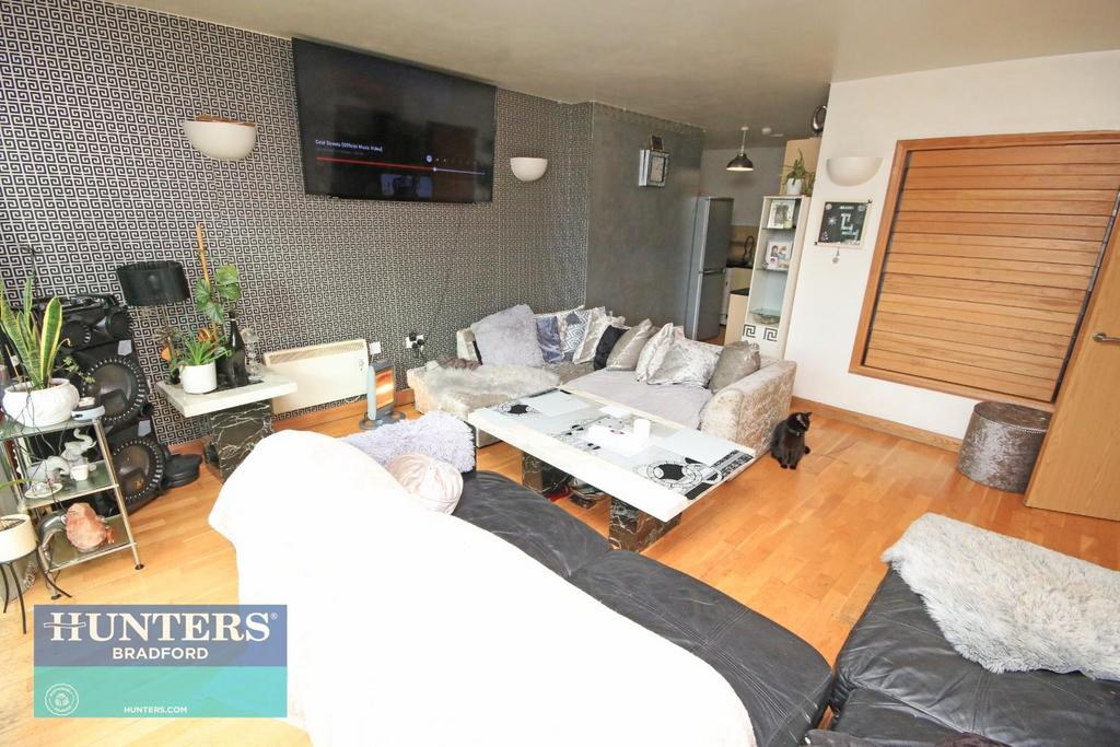 Stonegate House, Bradford, BD1 4QF 2 bed apartment for sale £99,000