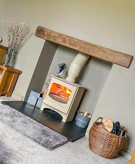 Fron Esgyn Pleasant View, Froncysyllte, Llangollen, LL20 7SF