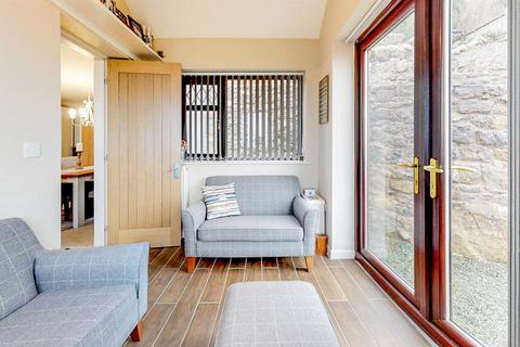 Fron Esgyn Pleasant View, Froncysyllte, Llangollen, LL20 7SF