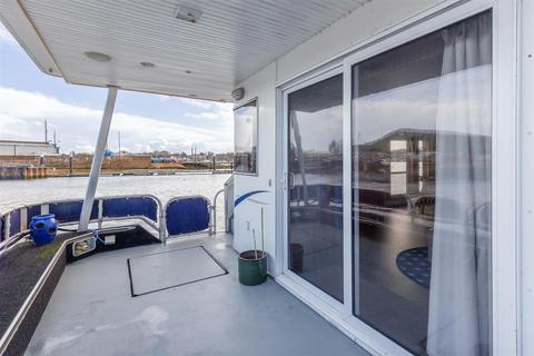 4 bedroom houseboat for sale - St. Helens, Isle of Wight
