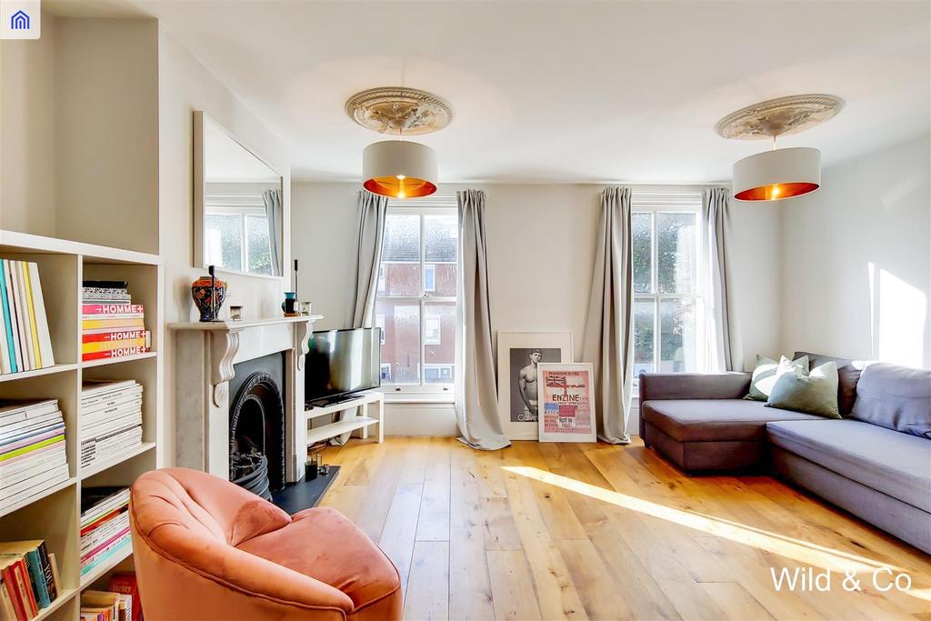 Clifden Road, Hackney 2 bed flat £2,400 pcm (£554 pw)