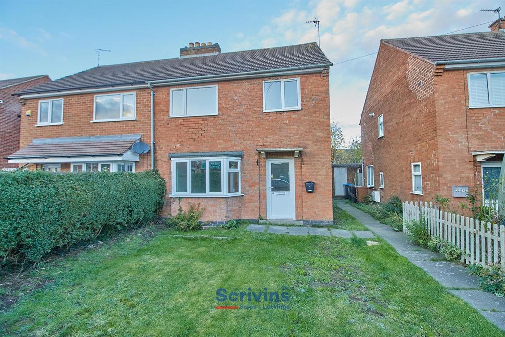 St. Martins Drive, Desford, Leicester 3 bed semidetached house for