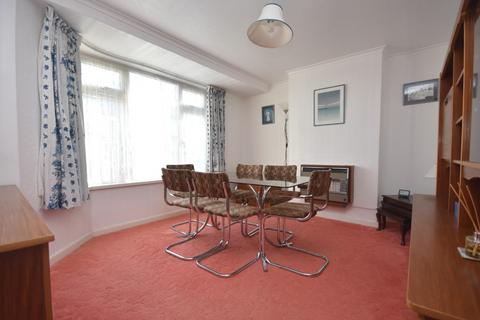 3 bedroom end of terrace house for sale, 40 Redlands Road, Penarth, CF64 2WH