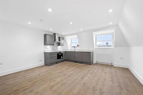 2 bedroom apartment to rent - Dorien Road, Raynes Park, SW20