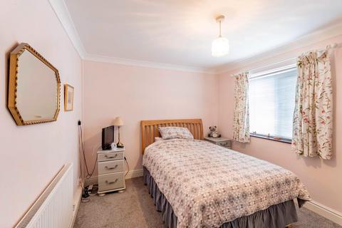 3 bedroom detached bungalow for sale, Tickhill Road, Harworth, Doncaster