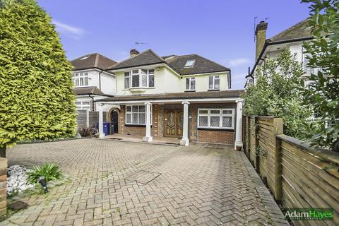 6 bedroom detached house to rent, Southway, London N20