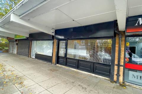 Convenience store to rent, Tree View Court, Maghull L31