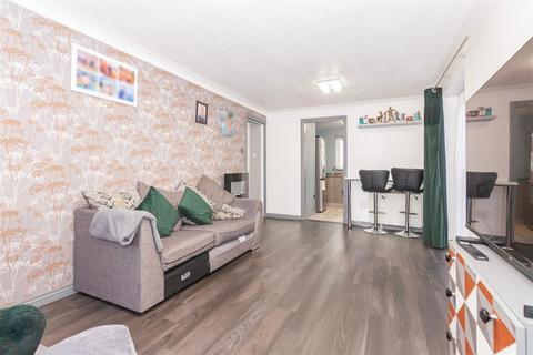 1 bedroom apartment for sale, Woodfall Drive, Crayford, Kent