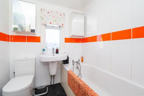 44 Orchard Way, Sutton, SM1 3QQ