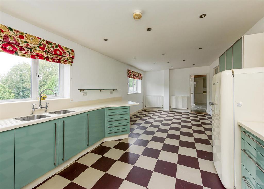 109 Rookery Road-kitchen1 SEPT24.jpg
