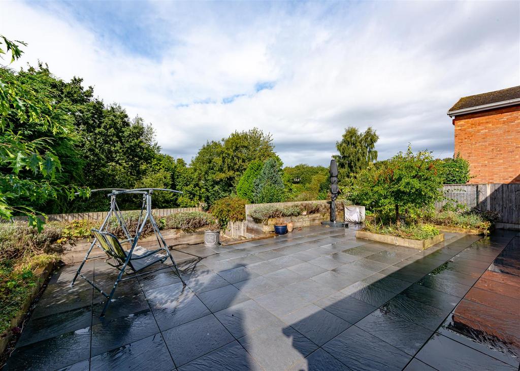 109 Rookery Road-garden4 SEPT24.jpg