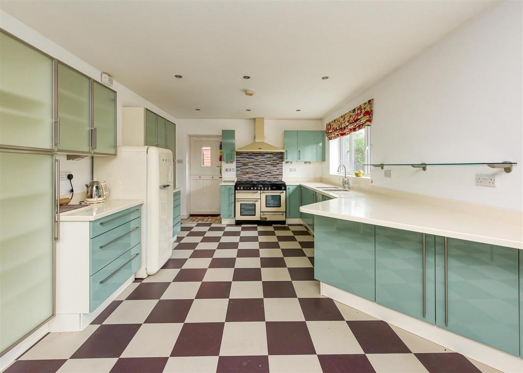 109 Rookery Road-kitchen3 SEPT24.jpg