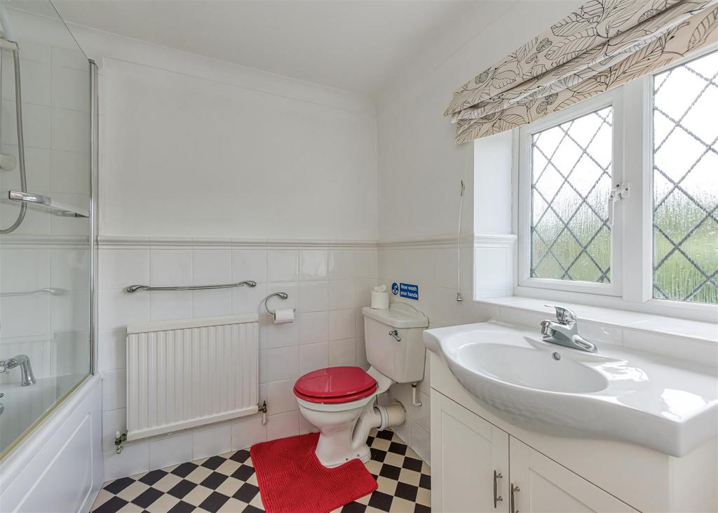 109 Rookery Road-bath SEPT24.jpg