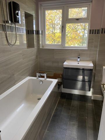 Bathroom (Copy).jpeg