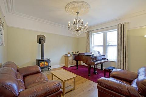 4 bedroom end of terrace house for sale, Wheatley Lane, Ilkley LS29