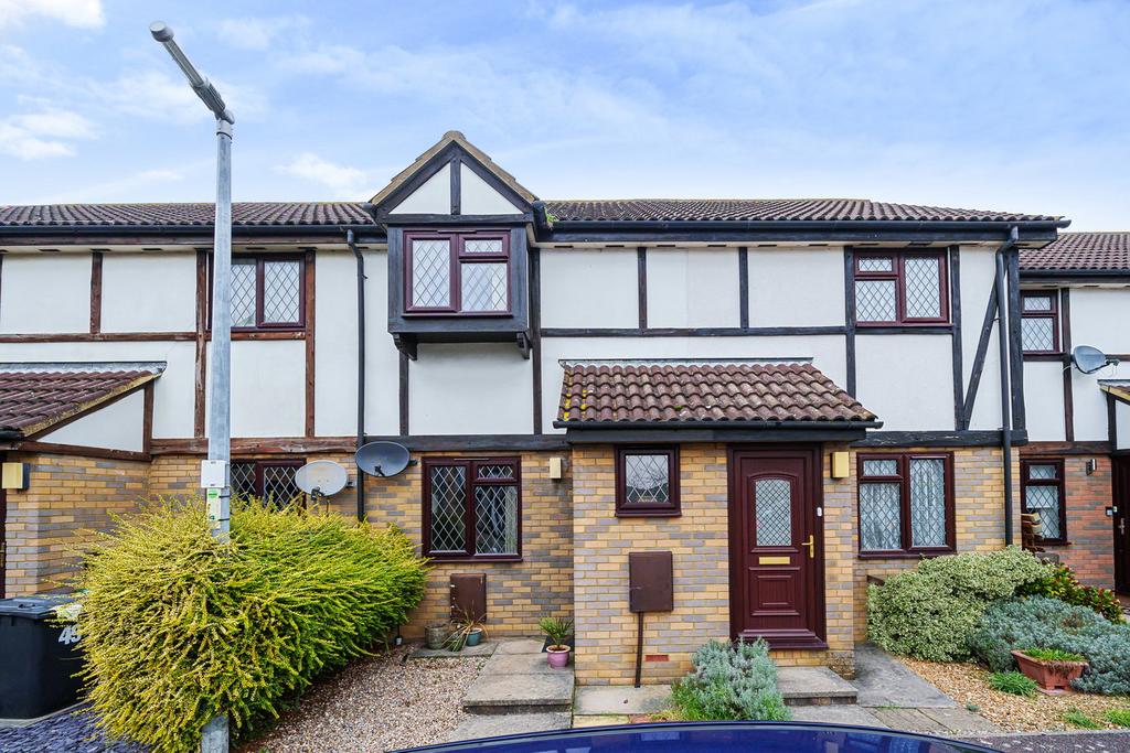 Astral Close, Lower Stondon, SG16 2 bed terraced house for sale £265,000