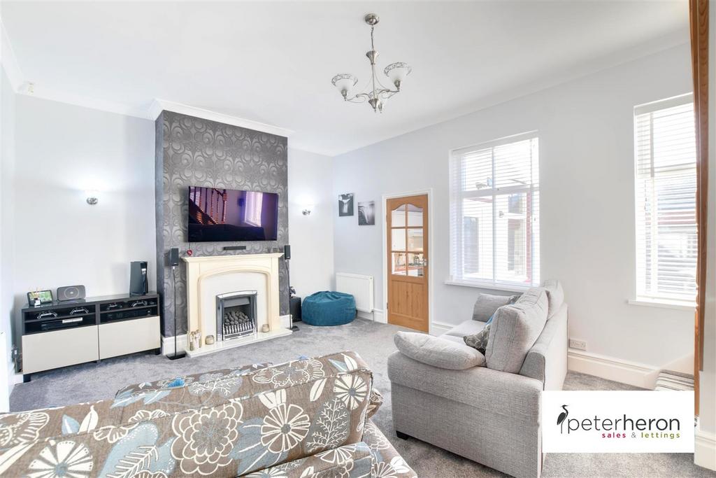 Francis Street, Fulwell, Sunderland 4 bed cottage for sale £159,950
