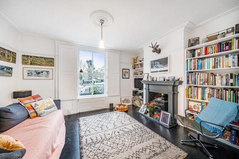 118 Warner Road, London, SE5 9HQ