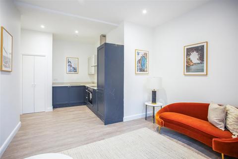 1 bedroom apartment for sale, West Street, Reigate, Surrey